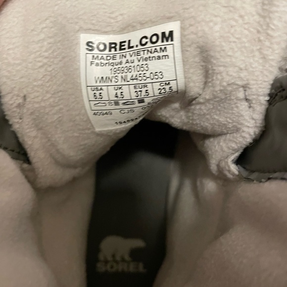 Sorel Boots - Picture 8 of 8